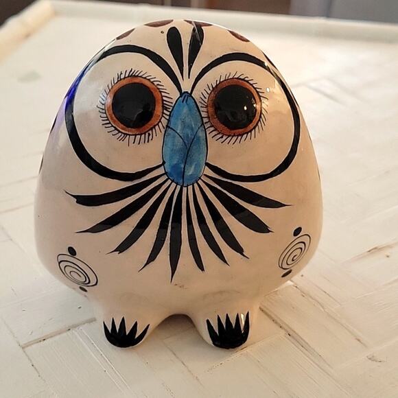 1960 Tonala Mexico and LAT Mexico Folk Art Both Signed Two Owls 5" and 4.5" - Picture 7 of 12